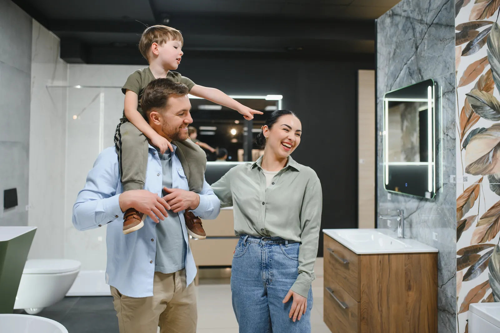 Hands-free bidet toilet for large families: The best smart toilet pick for busy homes, delivering premium hygiene and sleek modern bathroom design.