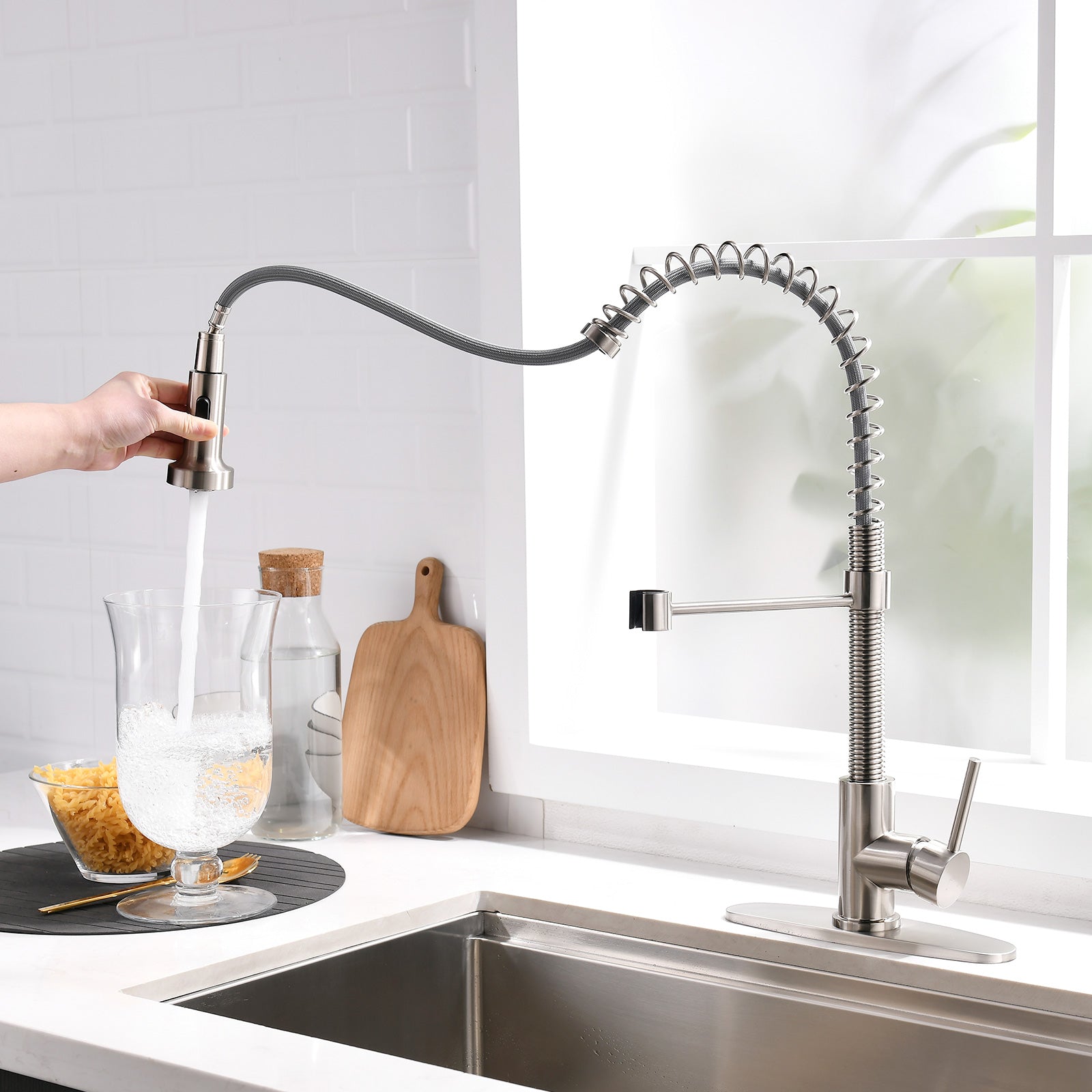 HOROW Best Kitchen Faucet With Pull Down Sprayer Model HR-KF0229B